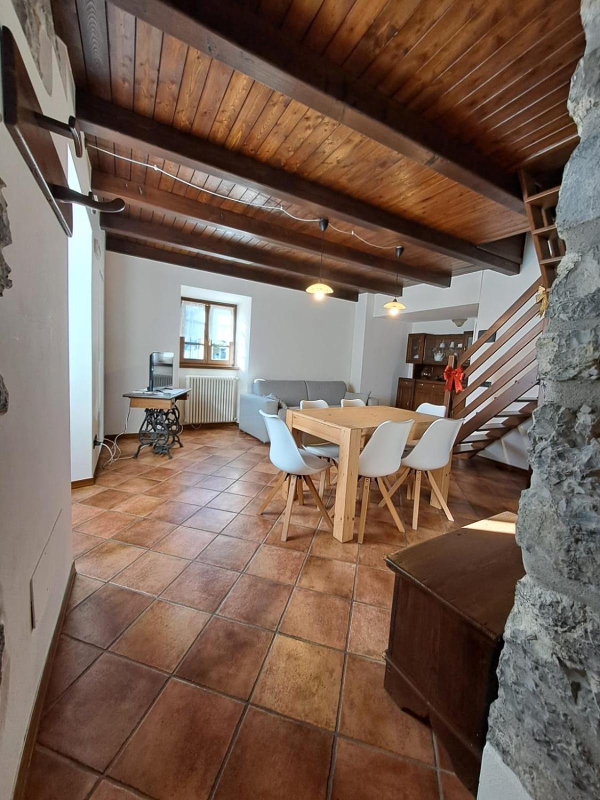 Ca' Baetti L'Antico Borgo Bed & Breakfast Roncola Eksteriør bilde