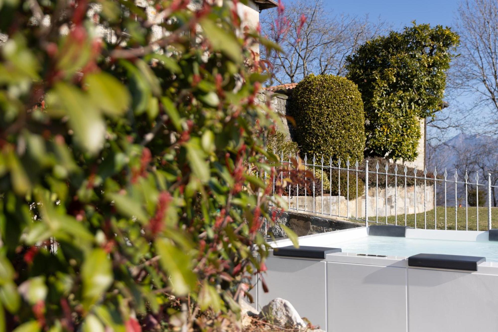 Ca' Baetti L'Antico Borgo Bed & Breakfast Roncola Eksteriør bilde