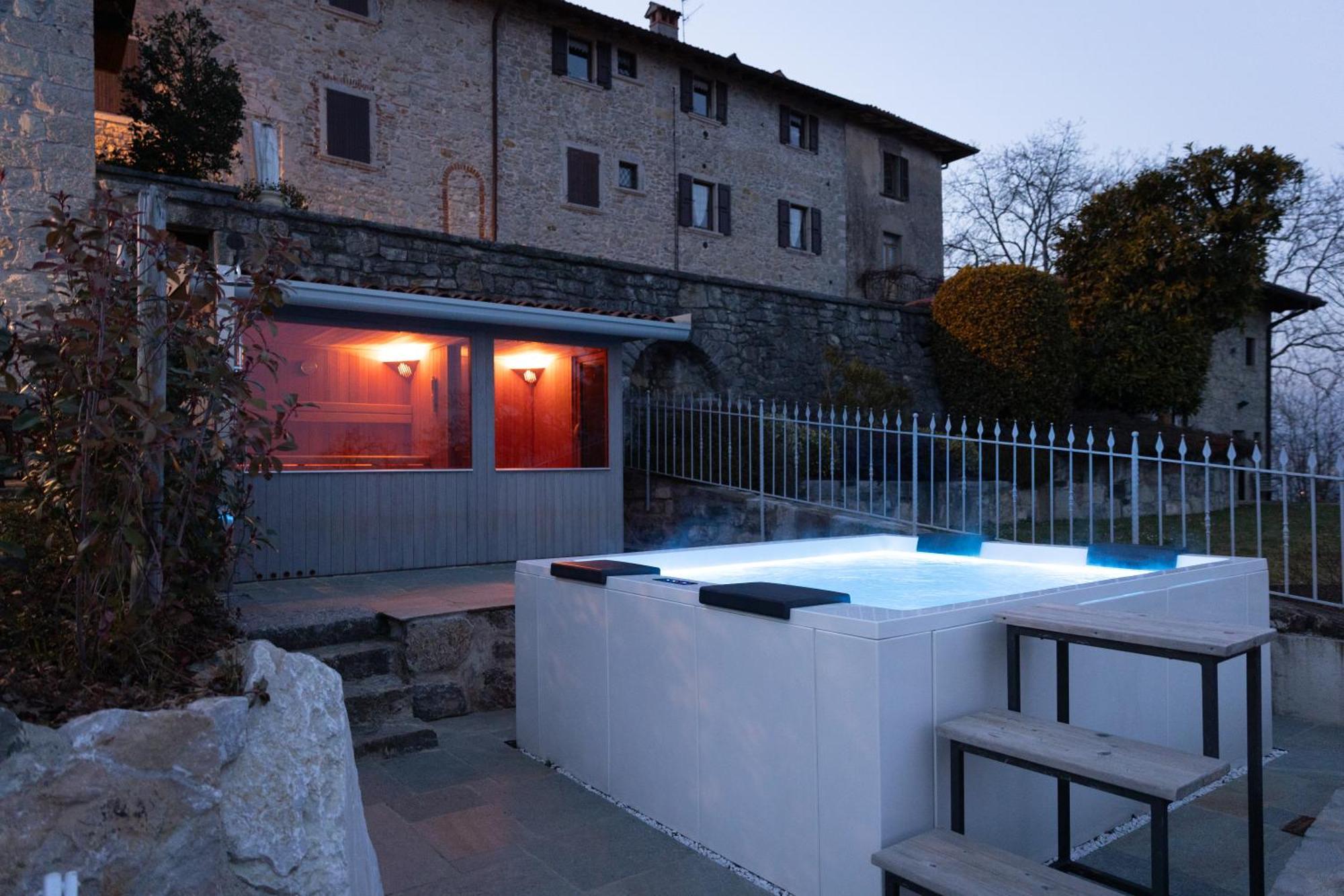 Ca' Baetti L'Antico Borgo Bed & Breakfast Roncola Eksteriør bilde