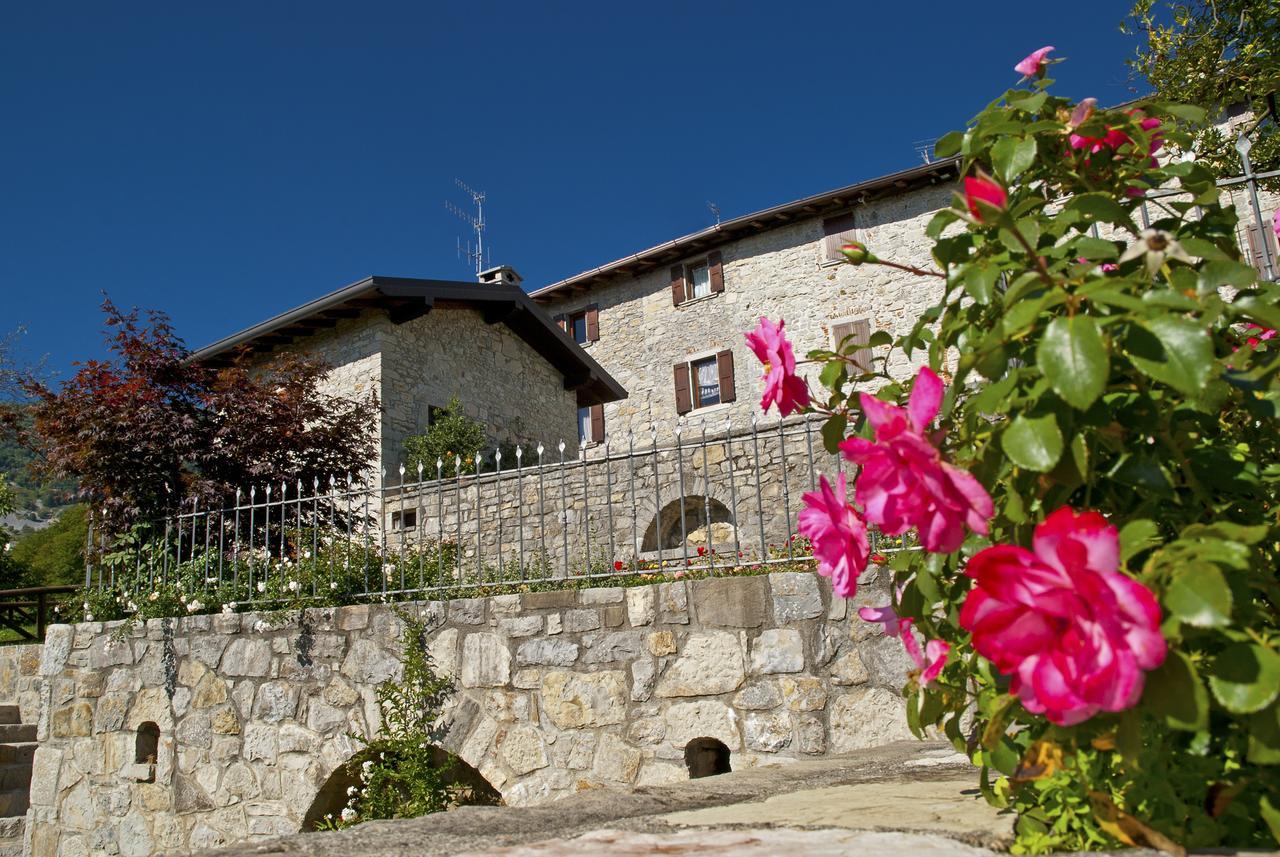 Ca' Baetti L'Antico Borgo Bed & Breakfast Roncola Eksteriør bilde