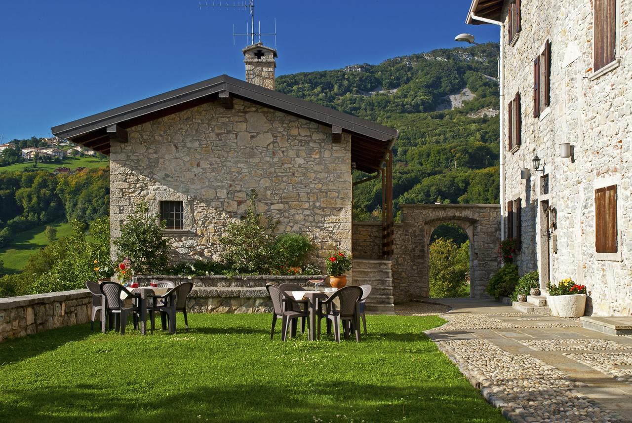 Ca' Baetti L'Antico Borgo Bed & Breakfast Roncola Eksteriør bilde
