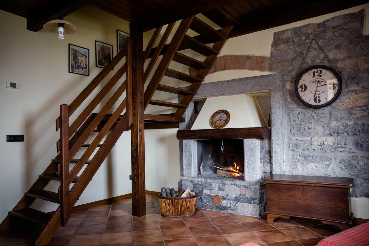 Ca' Baetti L'Antico Borgo Bed & Breakfast Roncola Eksteriør bilde