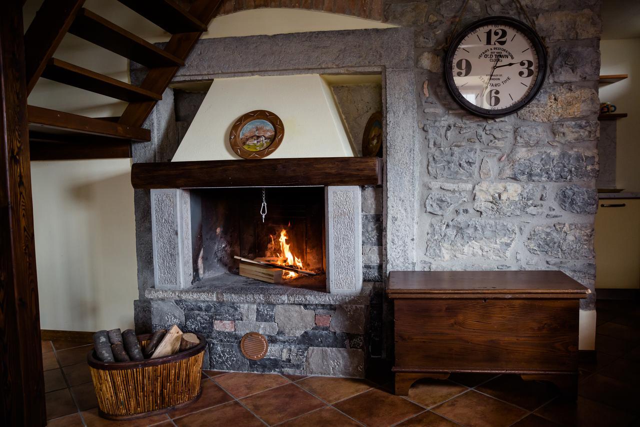 Ca' Baetti L'Antico Borgo Bed & Breakfast Roncola Eksteriør bilde