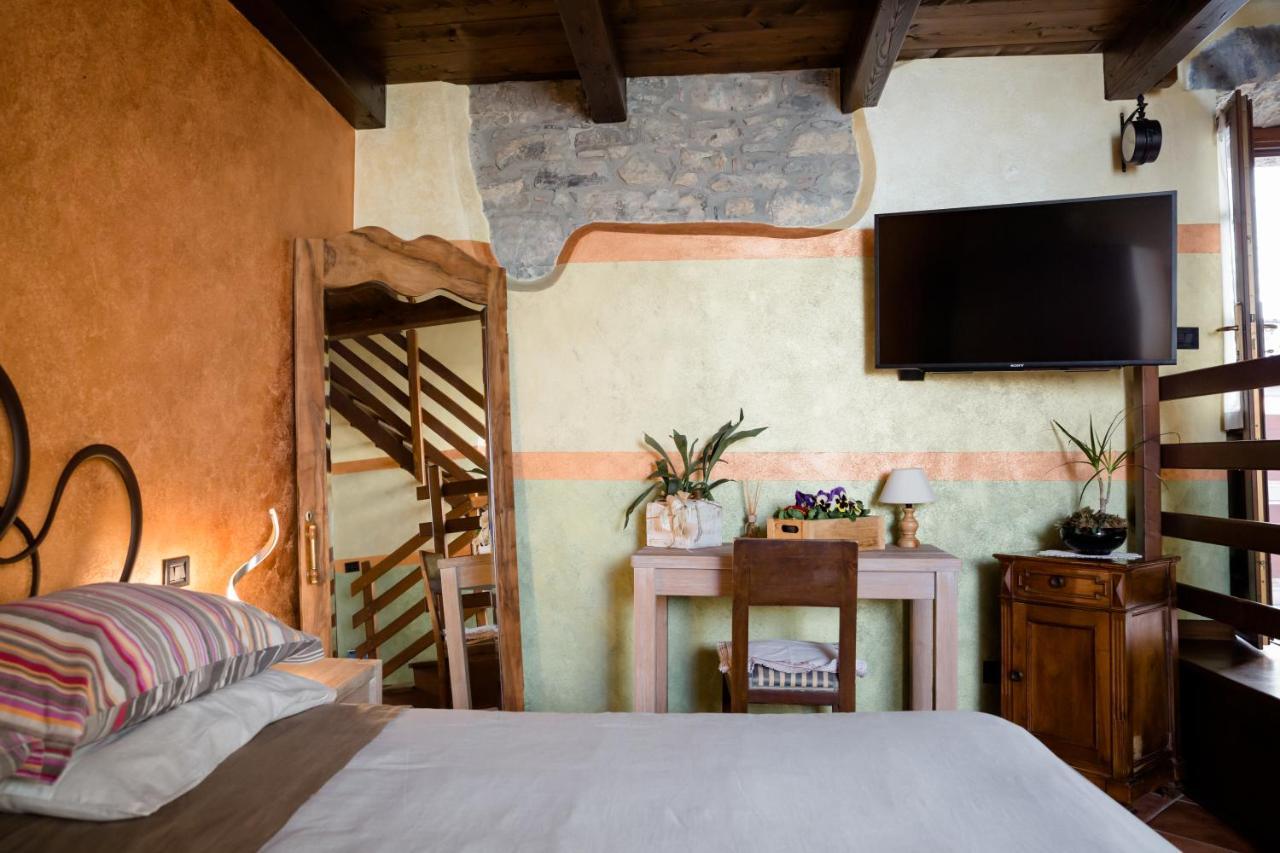Ca' Baetti L'Antico Borgo Bed & Breakfast Roncola Eksteriør bilde