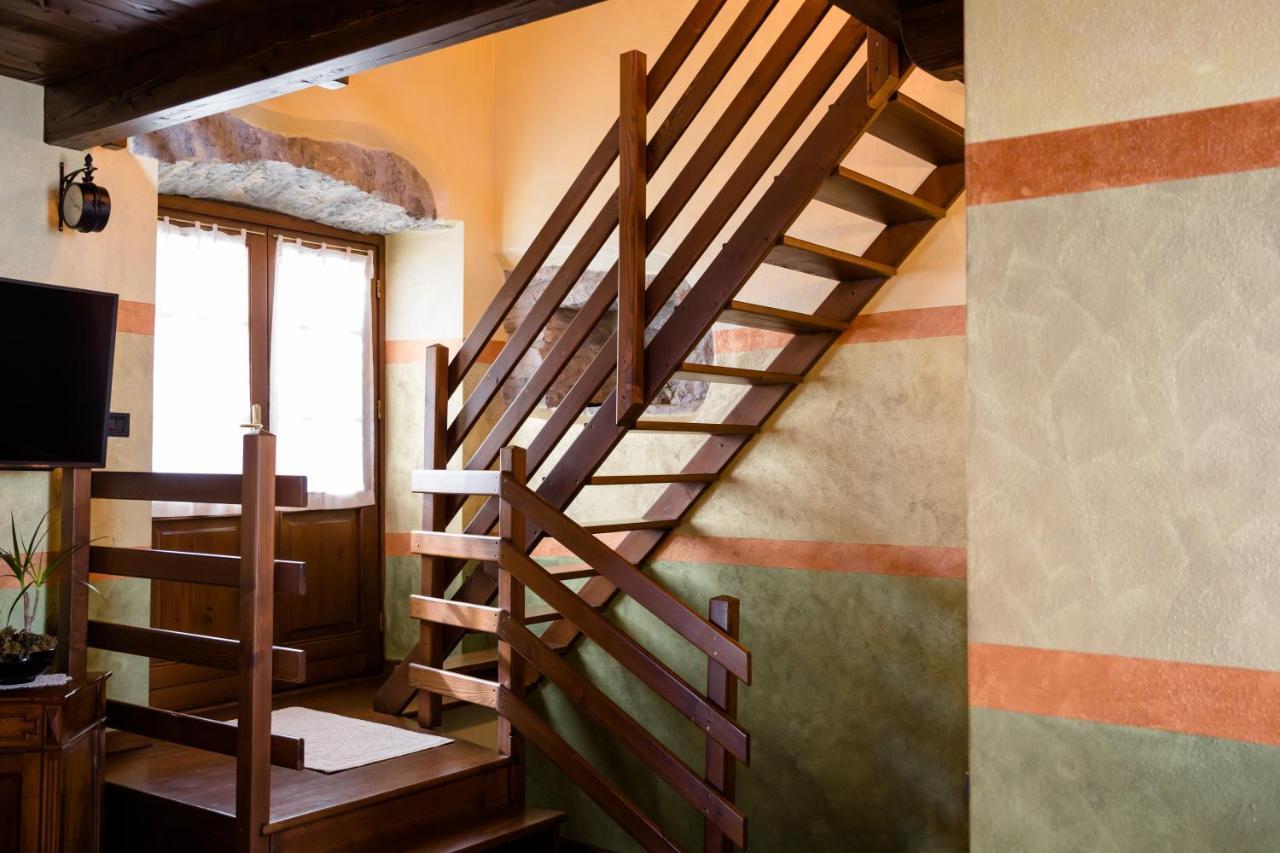 Ca' Baetti L'Antico Borgo Bed & Breakfast Roncola Eksteriør bilde